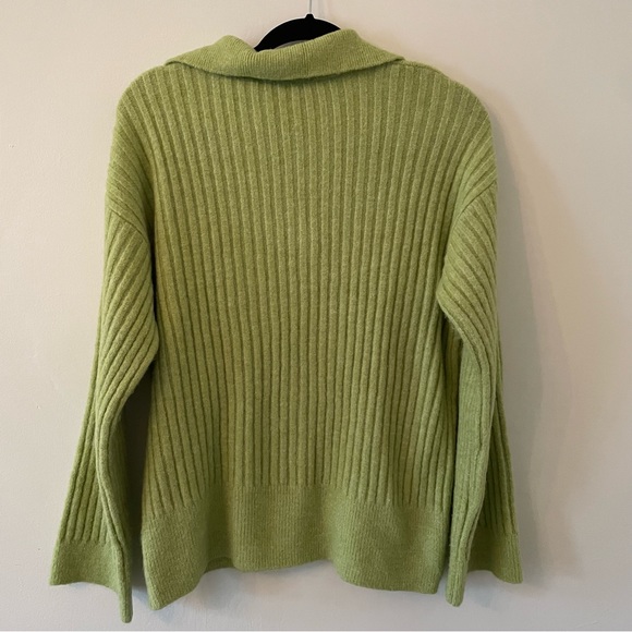 Zara Ribbed Knit Green Sweater Collar - Picture 6 of 6